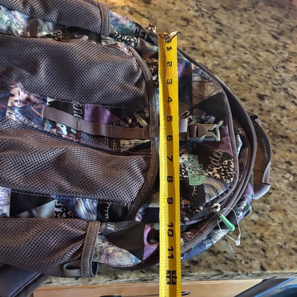The North Face Purple and Black Geometric Backpack - Picture 14 of 14